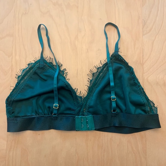 NWOT Emerald Green Velvet Lingerie Set - Picture 3 of 12